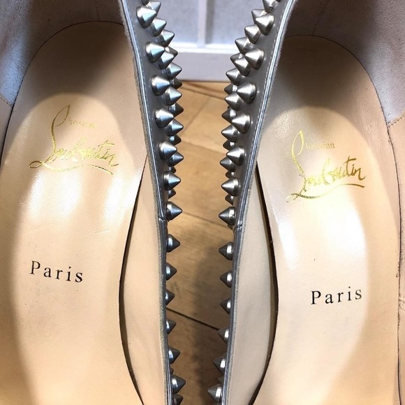 Christian Louboutin Peeptoe Vendome Spikes Size 39 - Picture 4 of 16